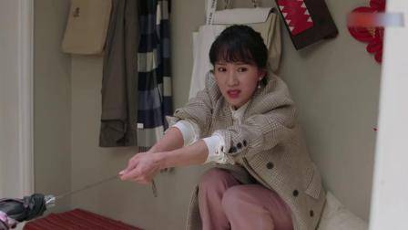 都挺好：女总裁回家以为进了贼，一听客厅声音，立马吓跳起来！