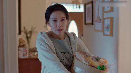 都挺好：丈夫自作孽被迫失业，妻子故作坚强，一转身情绪崩溃了！