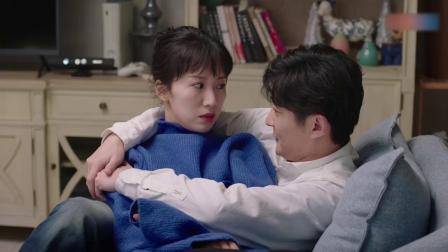 都挺好：不靠谱儿子和儿媳沙发腻歪，亲爸一开门脸羞，扭头回！