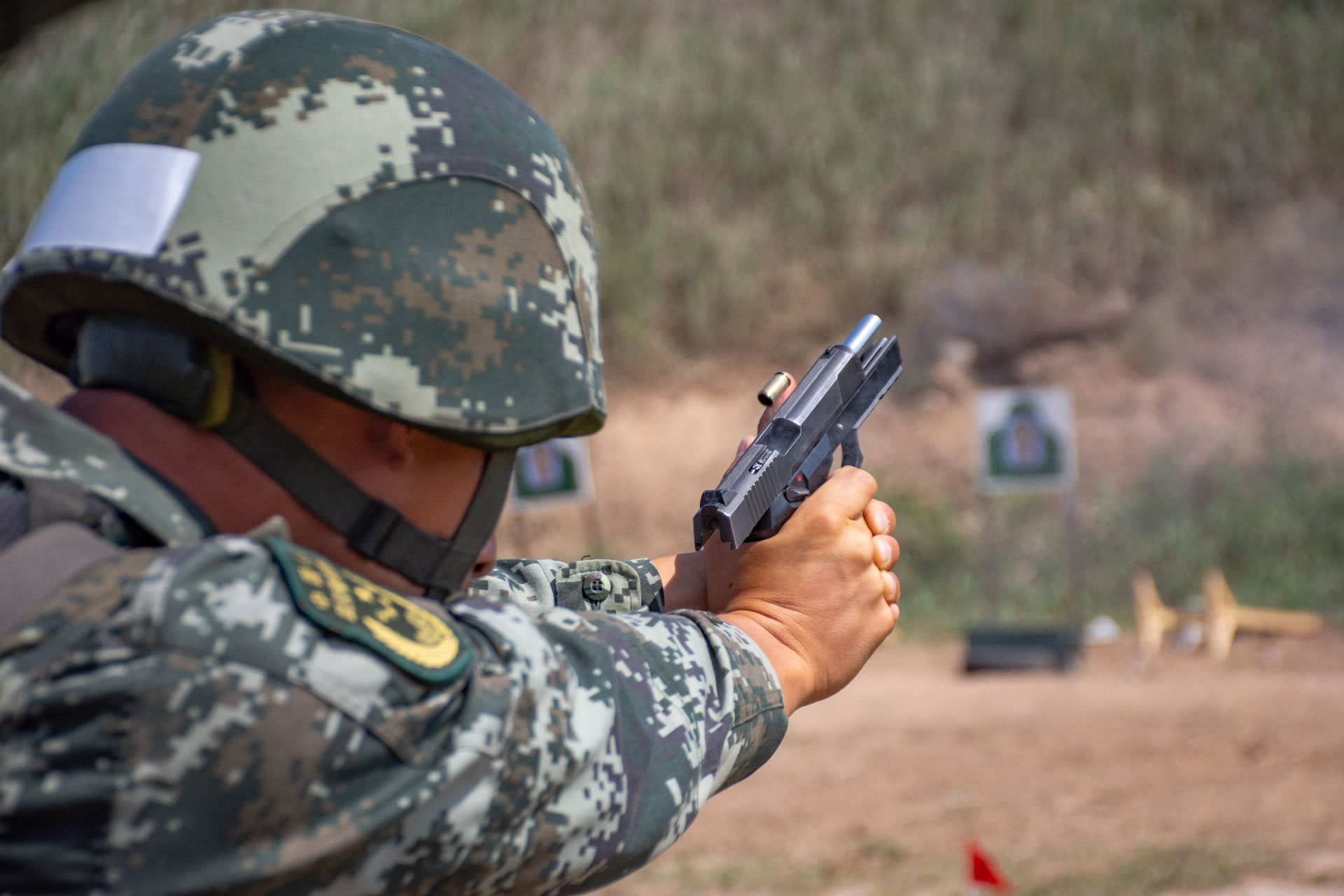中国特种兵训练内容_中国特种兵选拔标准_我是特种兵迅雷下载